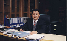 “做企业就像爬山”——访江南官方网站董事长李建华