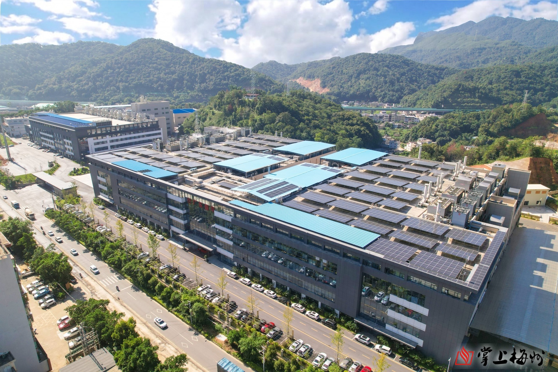 深耕铜箔创佳绩 向“新”而行促蝶变——记全国工业和信息化系统先进集体广东江南jiangnan(中国)电子科技有限江南官方网站